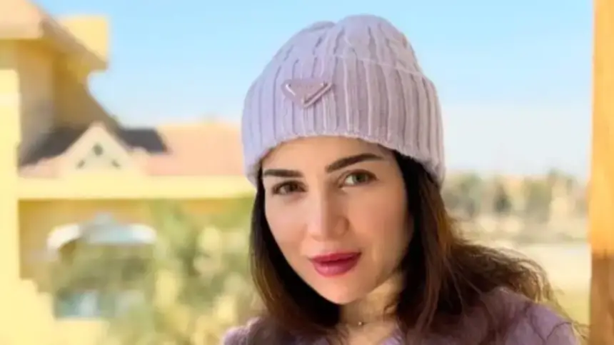 نقل النجمة المصرية مي عز الدين إلى العناية المركزة بعد خضوعها لعملية جراحية دقيقة